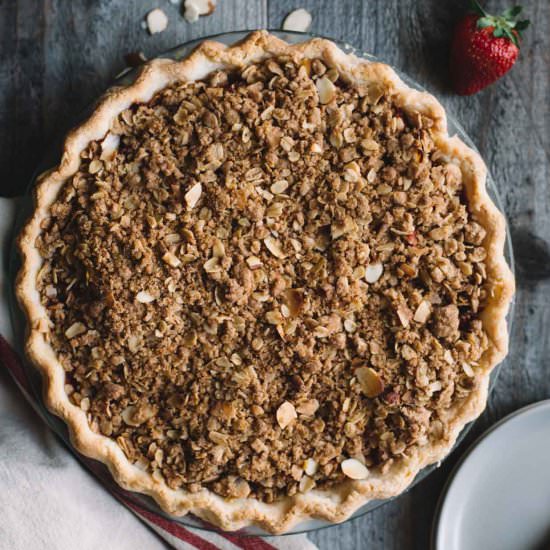 Gluten-Free Strawberry Rhubarb Pie