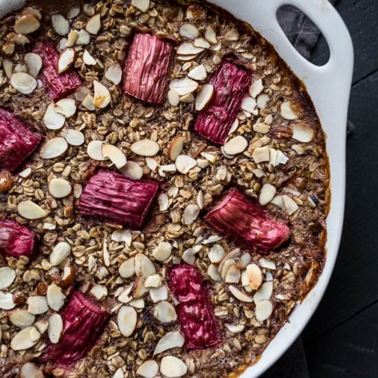 Rhubarb Baked Oatmeal