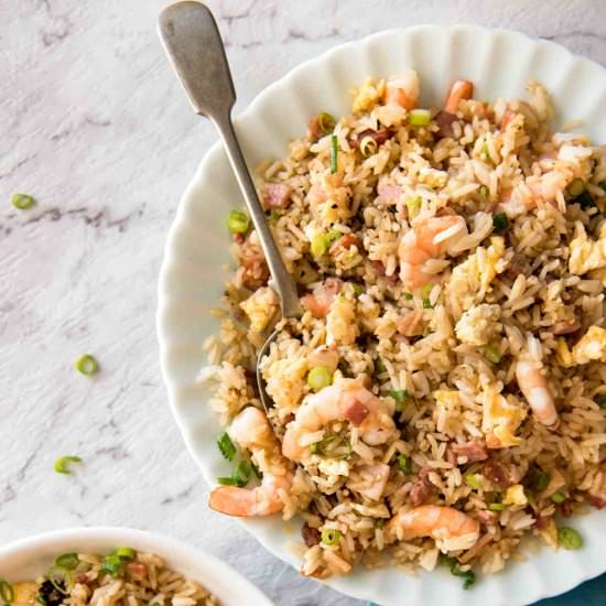 CHINESE FRIED RICE WITH SHRIMP
