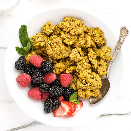 Golden Turmeric Granola Clusters