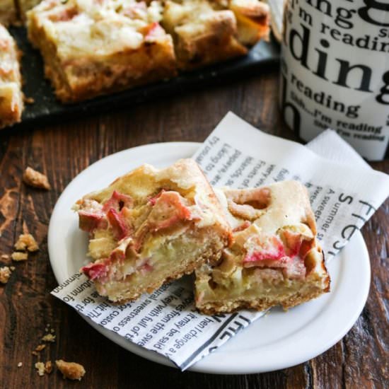 Cardamom Rhubarb Bars
