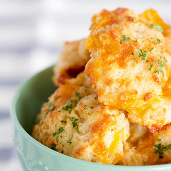 Easy Cheddar Biscuits