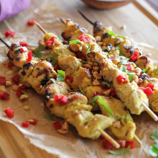 Hummus-Marinated Chicken Satay