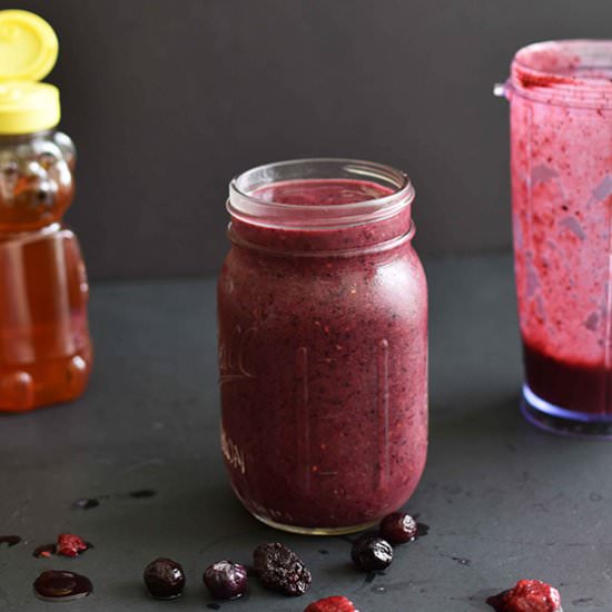 Anti-Ageing Berry Banana Smoothie