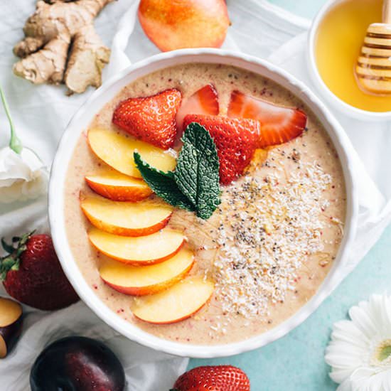 Nectarine Ginger Smoothie Bowl