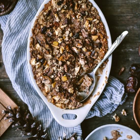 Baked Oatmeal w Date Butter & Apple