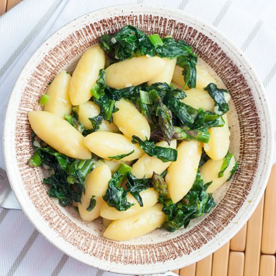 Gnocchi with Spinach and Asparagus