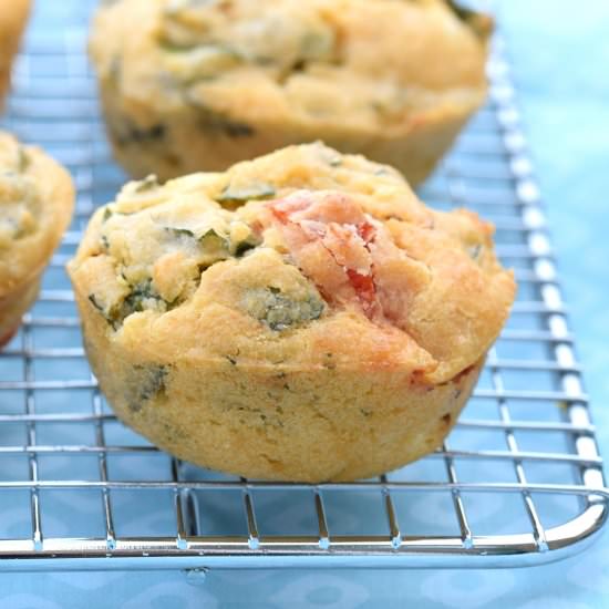 Spinach & Tomato Corn Muffins