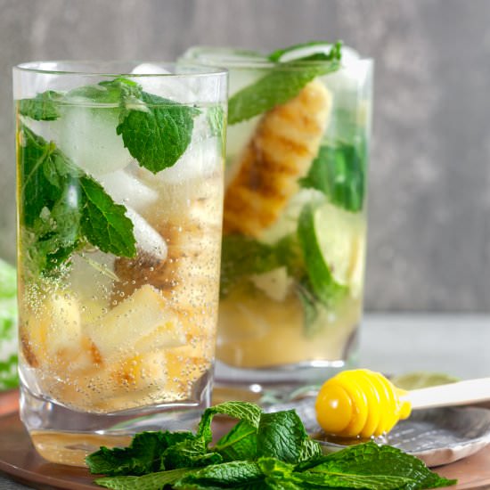 Grilled Pineapple Mojitos