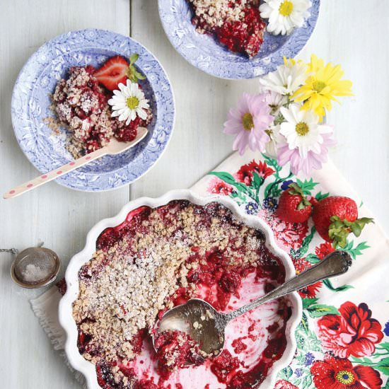 Raspberry Rhubarb Crumble