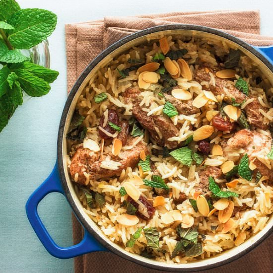 Aromatic one-pot chicken and rice