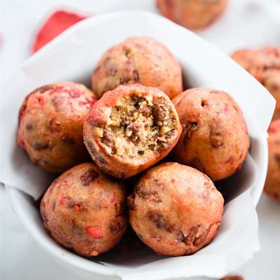 Strawberry Cocoa Rice Krispie Bites