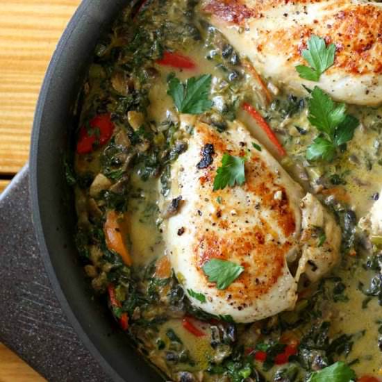 Smothered Creamy Chicken Skillet