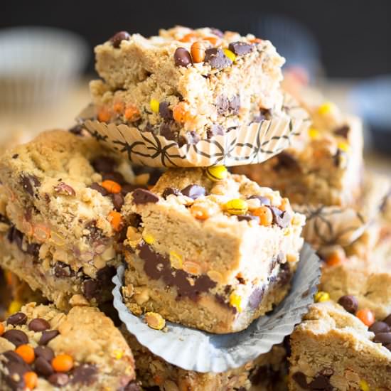 Peanut Butter Chocolate Oatmeal Bars