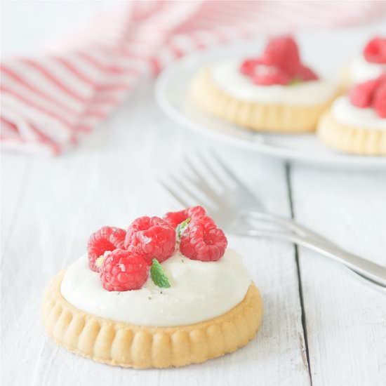 Raspberry Tart with Lemon