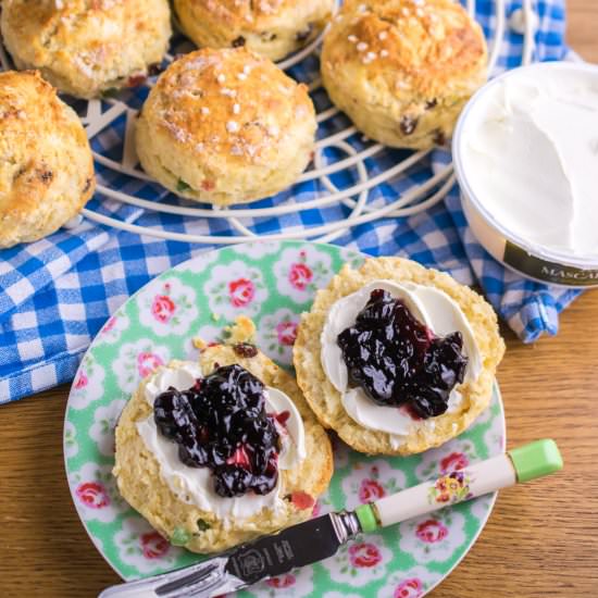 Panettone Scone