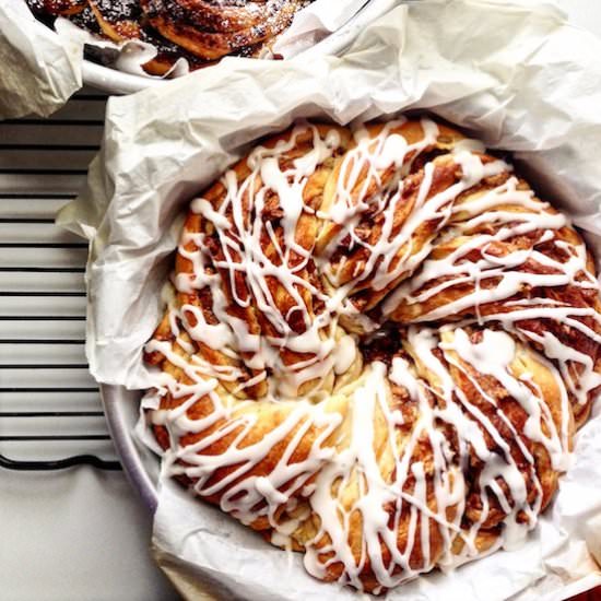 Swirled Brioche Wreaths