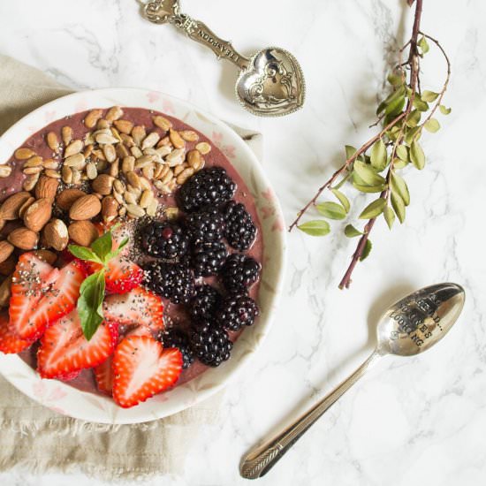 Strawberry Citrus Avocado Acai Bowl