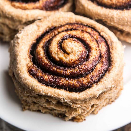 Skinny Chocolate Cinnamon Rolls