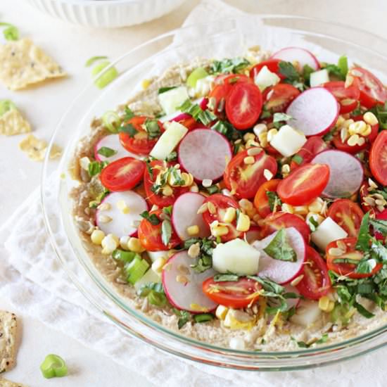 garden veggie hummus dip