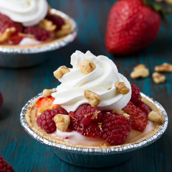 Mini Berry Cheesecake Pies