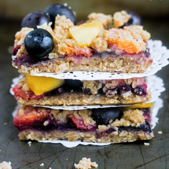 Blueberry Peach Crumble Bars