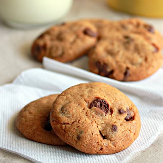 Eggless Chocolate Chip Cookies