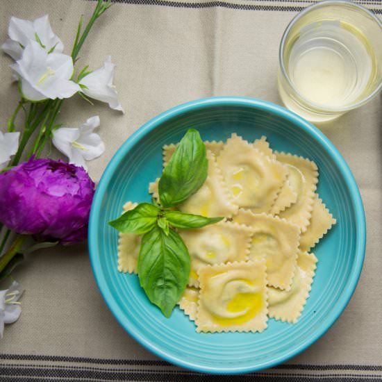 Basil Ricotta Ravioli