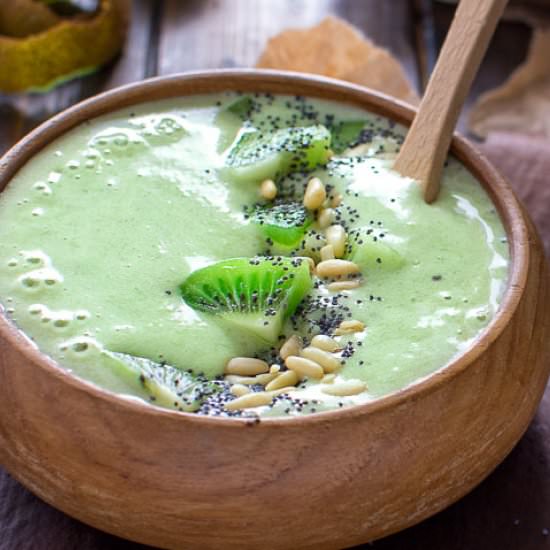 Green Matcha Smoothie Bowl
