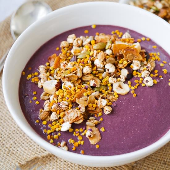 Beet Blackberry &Chia Smoothie Bowl