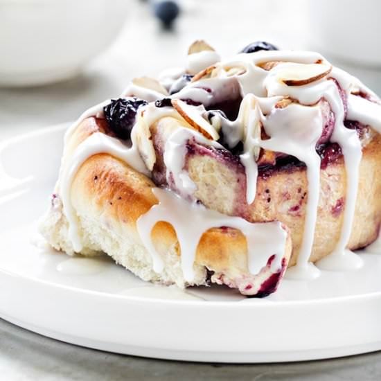 Blueberry Sweet Rolls