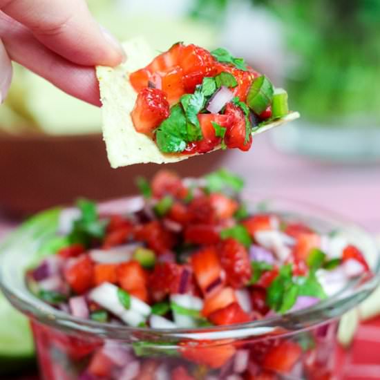 5 Ingredient Strawberry Salsa