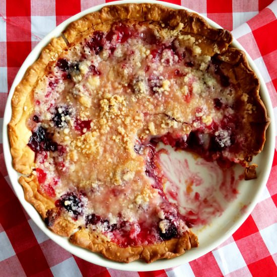 Crumb Top Cherry Pie