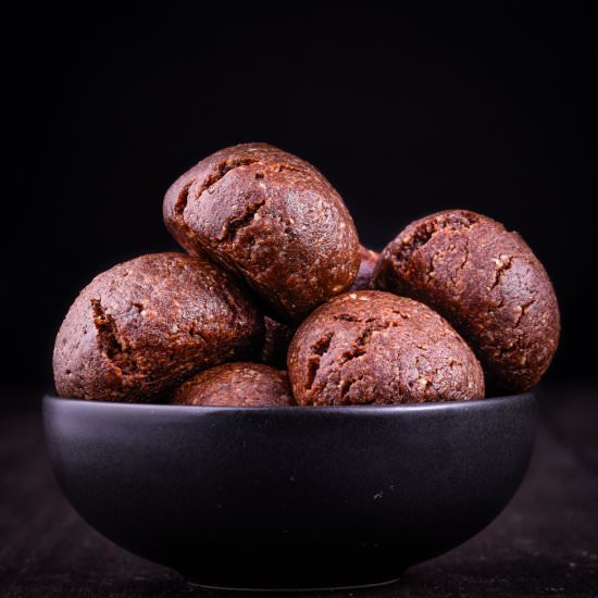 Two Minute Baked Brownie Balls