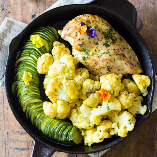 One Pan Curried Chicken Cauliflower