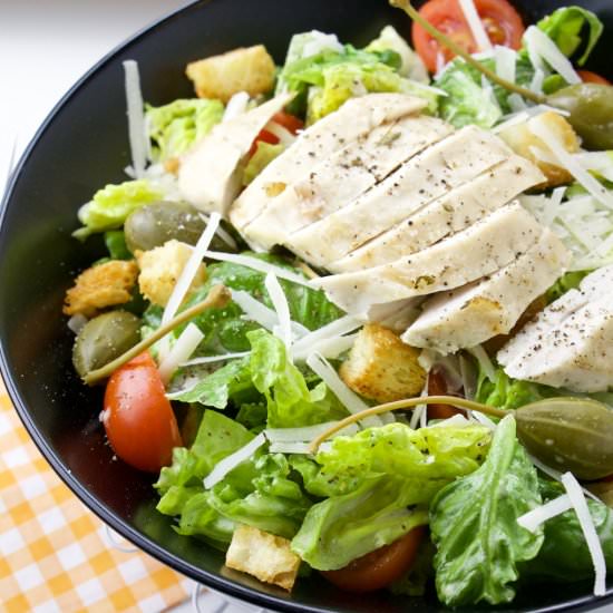 Caesar Salad with Chicken and Caper