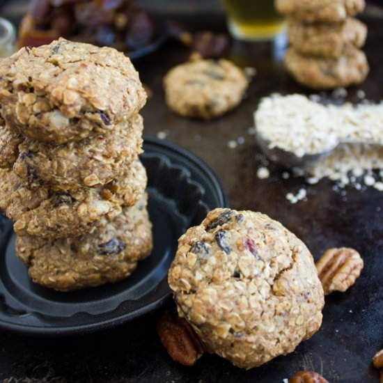 Vegan Oatmeal Raisin Cookies