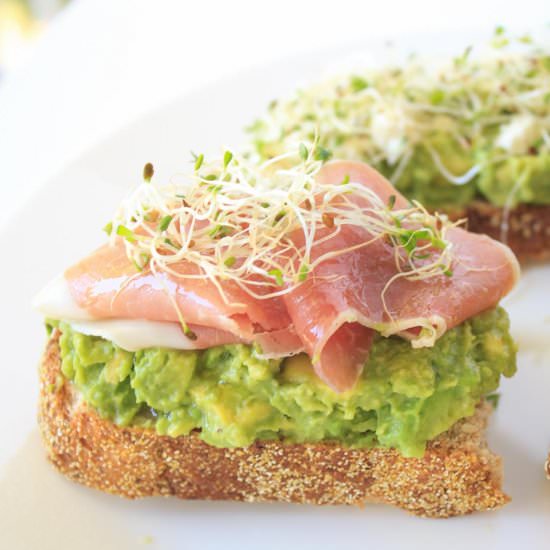 Avocado Toast – 3 Ways!