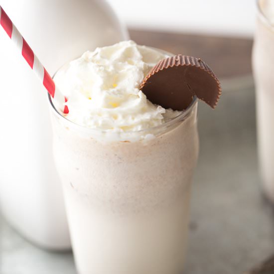Moose Tracks Milkshake