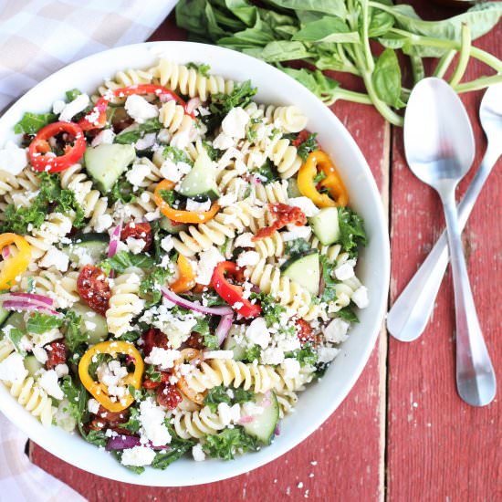 Sun-Dried Tomato and Kale Pasta Salad