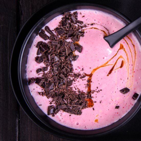Strawberry Cream Smoothie Bowl