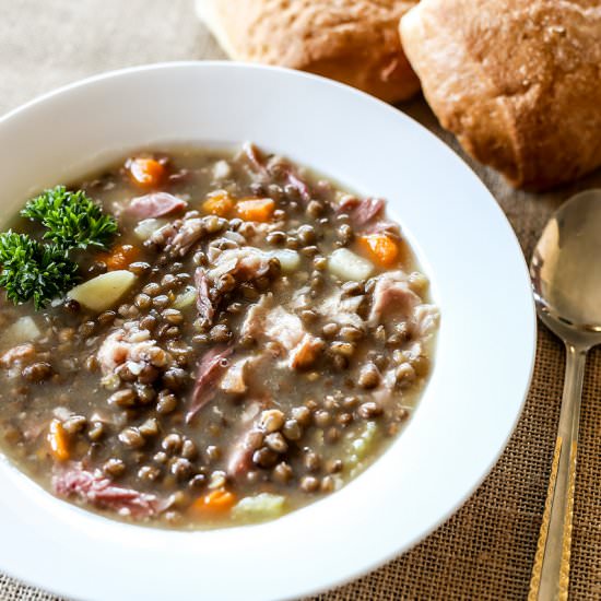 Linsensuppe