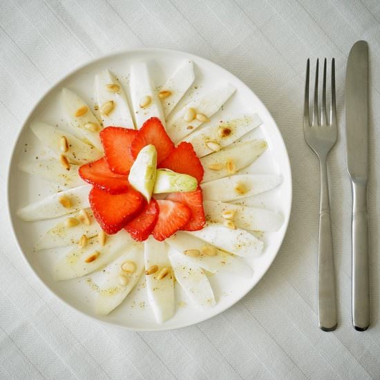 Asparagus and Strawberry Salad