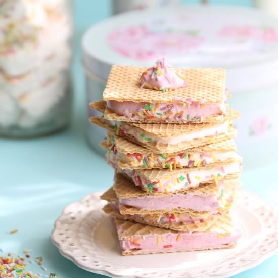 Cranberry marshmallow sandwich