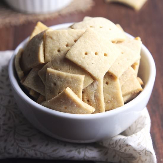 Easy Quinoa Crackers