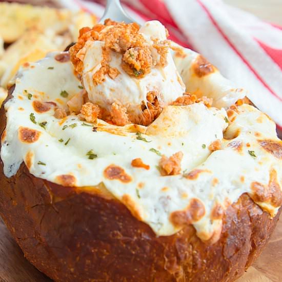 Lasagna Garlic Bread Bowl Dip