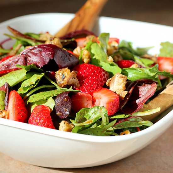Strawberry Salad with Candied Nuts