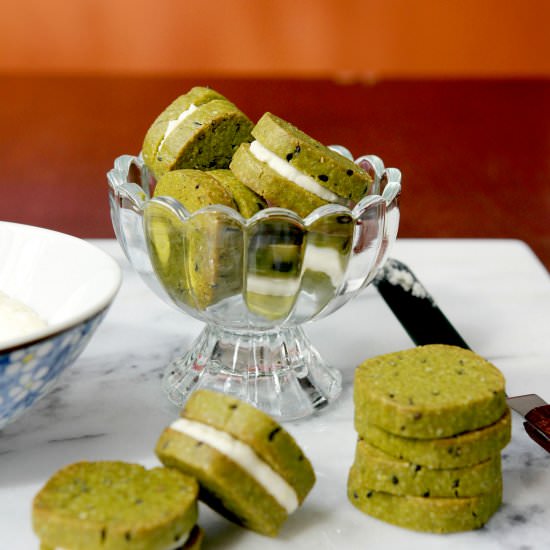 Matcha Black Sesame Sandwich Cookie