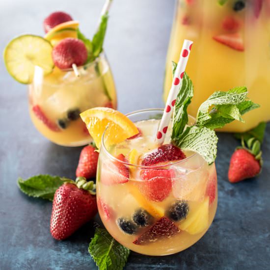 Fizzy Pineapple Punch