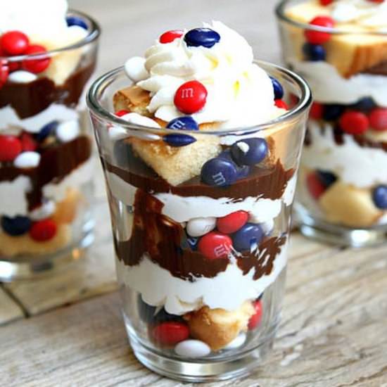 Hot Fudge Cheesecake Trifles